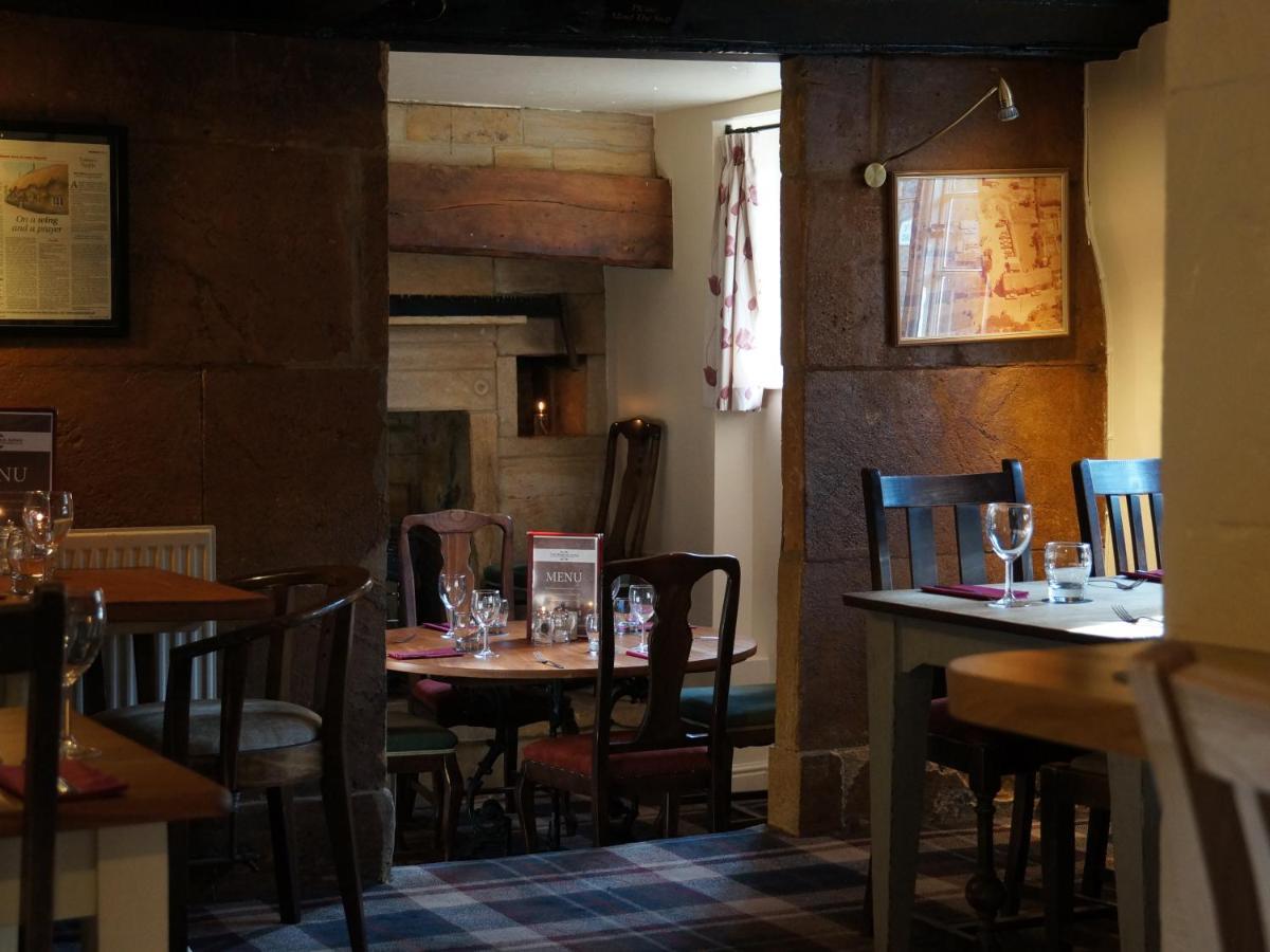 Masons Arms Hotel Montacute Ngoại thất bức ảnh
