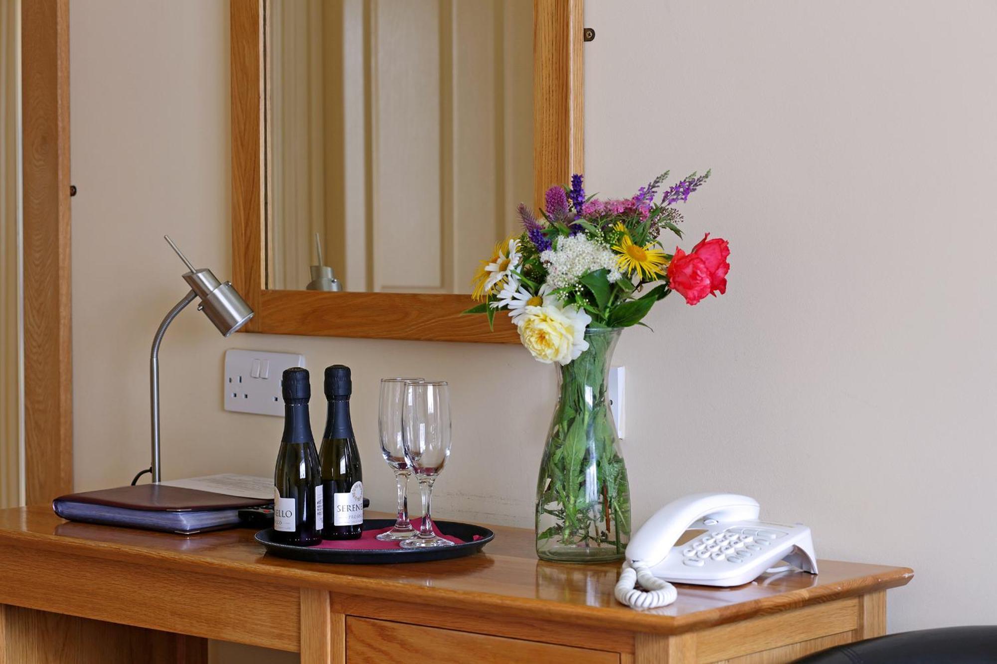 Masons Arms Hotel Montacute Phòng bức ảnh